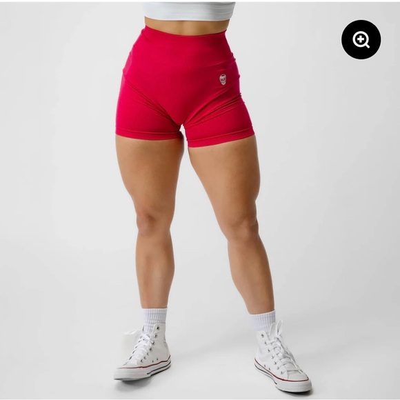 Vibrant Red High Waist Shorts for a Bold Look - Picture 2 of 4